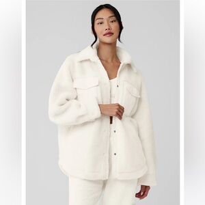 ALO Yoga Ivory/ White Edge Sherpa Jacket NWT!